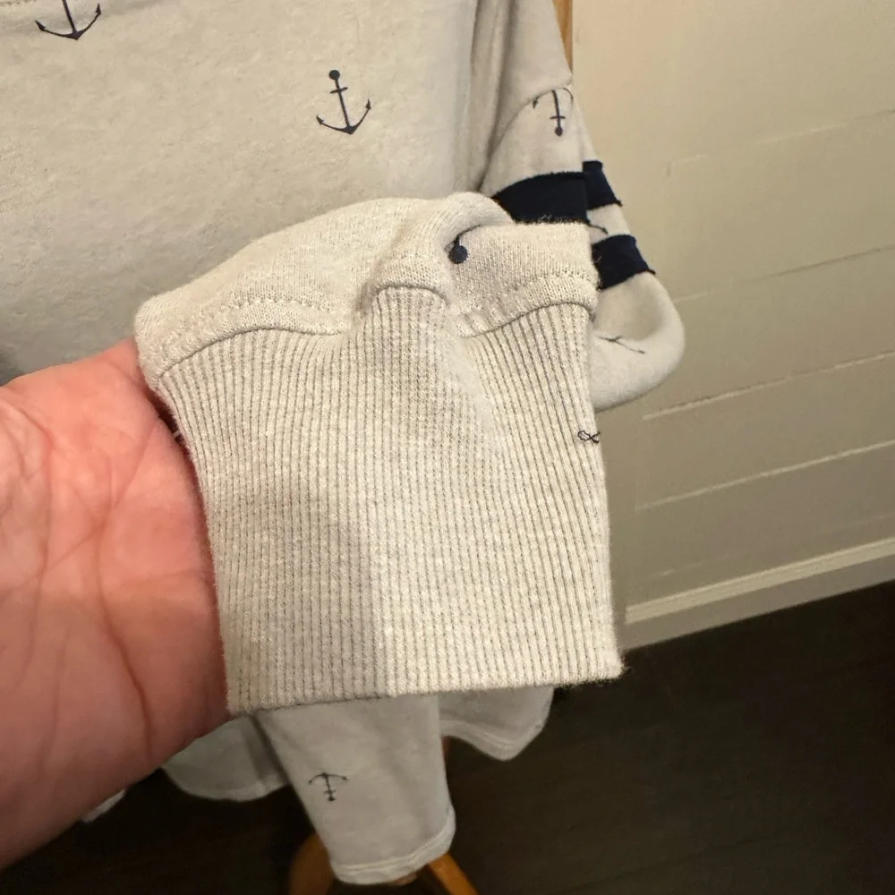 Long sleeve top - Picture 4 of 6